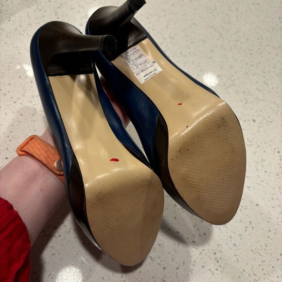 Gianfranco Ferre Blue Leather Pumps Size 39 - Picture 7 of 9